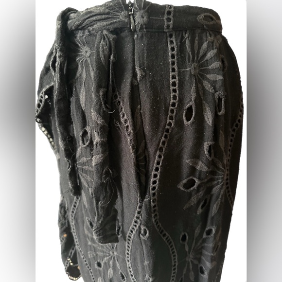 Meave Eyelet Wrap Skirt - Picture 4 of 8